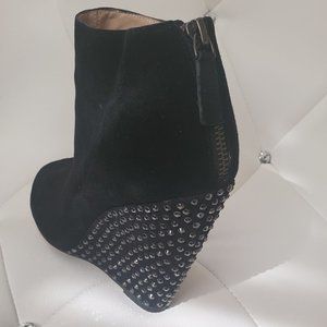 size 37 Sexy Black Crystal Black Suede wedge Bootie/heels, open tow. 1971 Reiss